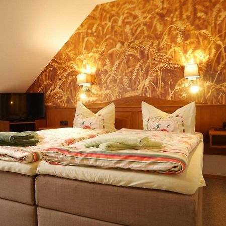 Pension Gruenes Herz Tonndorf ภายนอก รูปภาพ