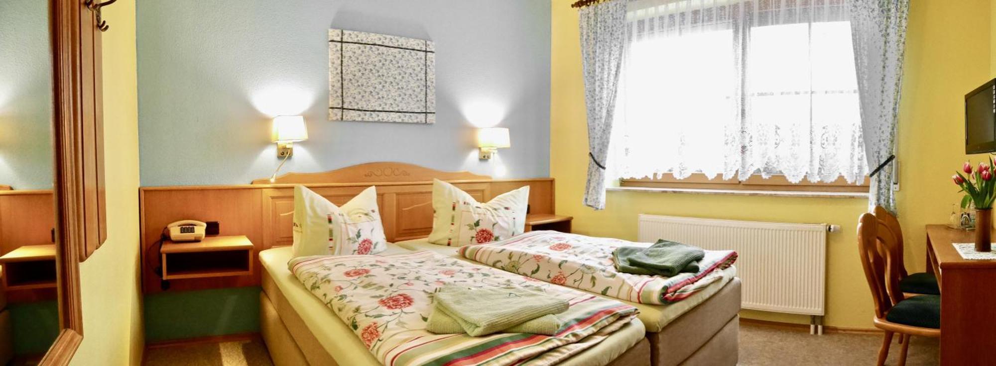 Pension Gruenes Herz Tonndorf ภายนอก รูปภาพ